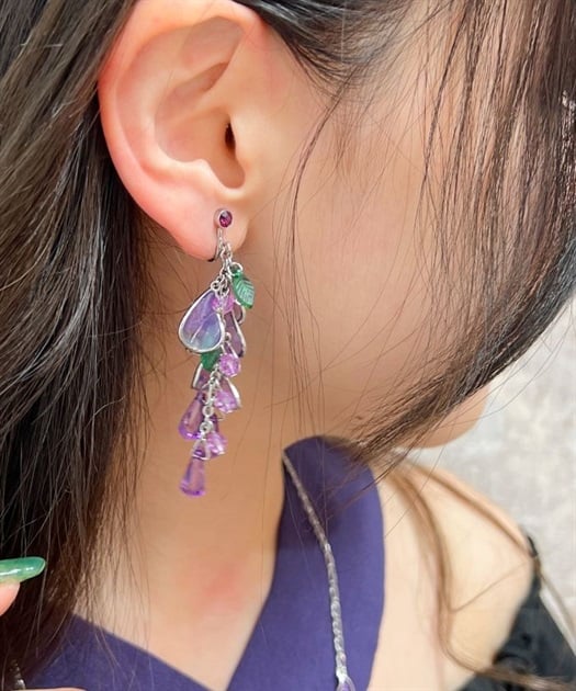 14kgfフローライトリーフカービング藤の花ピアス/イヤリング