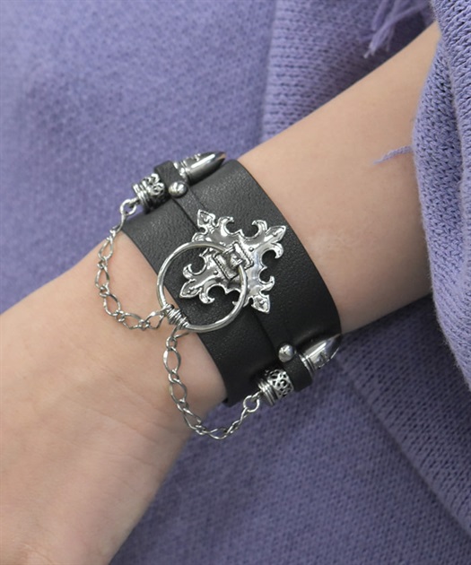 シルバー・ブレットブレス | POETIQUE | axes femme online shop シルバー・ブレットブレス | POETIQUE | axes femme online shop
