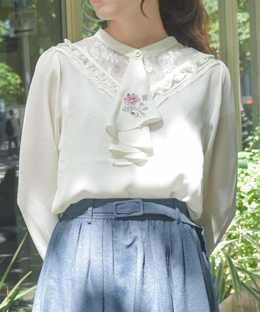 コスモス刺繍ブラウスプルオーバー | レディース服・レディース コスモス刺繍ブラウスプルオーバー | レディース服・レディース