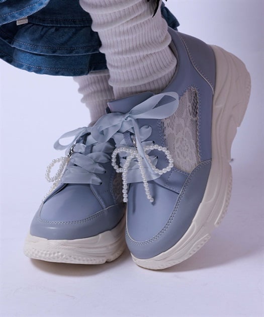 チャーム付レーススニーカー【予約】 | axes femme online shop