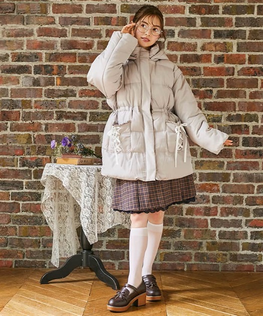 axes femme kids 黒色 コート袖口のファーも取り外し可能です