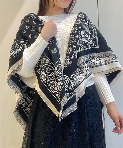 バンダナ柄ビッグ起毛ストール | purple label | axes femme バンダナ柄ビッグ起毛ストール | purple label | axes femme