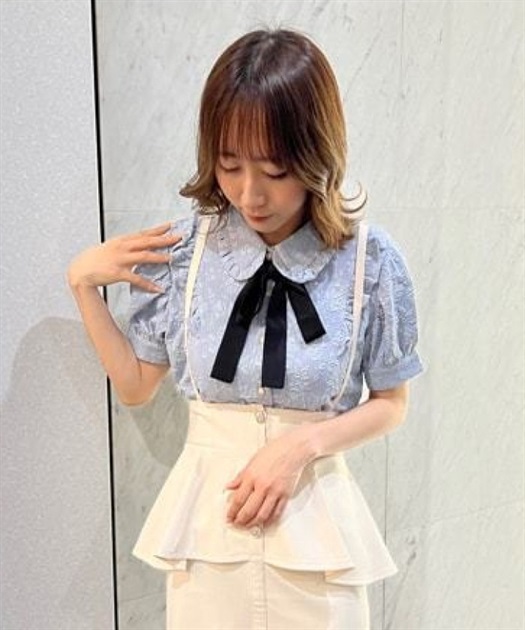 バラふくれジャカード半袖ブラウス | outlet | axes femme