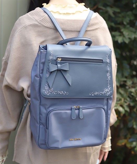 撥水ナイロン刺繍使いリュック【予約】