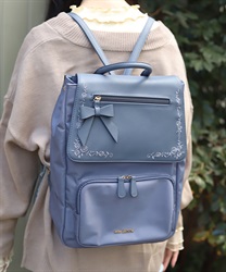 撥水ナイロン刺繍使いリュック【予約】