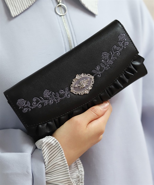 ローズ刺繍フリル長財布【予約】