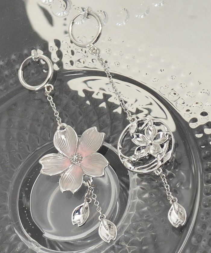 四季×家紋イヤリング～桜～【ランク別お値下げ対象商品】 | axes femme