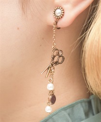 ソーイングモチーフイヤリング【WEB先行販売】(ゴールド-F)