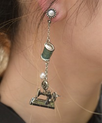 ソーイングモチーフイヤリング【WEB先行販売】(シルバー-F)