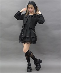 スタッズデザインミニスカート【予約】(黒-M)