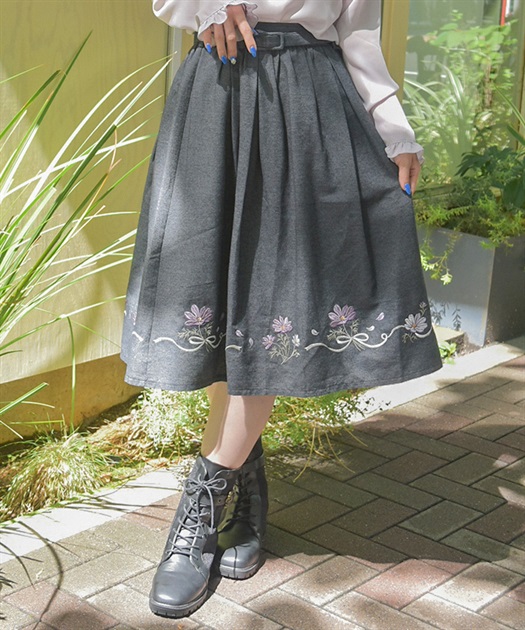 コスモス刺繍デニムスカート | outlet | axes femme online shop コスモス刺繍デニムスカート | outlet | axes femme online shop