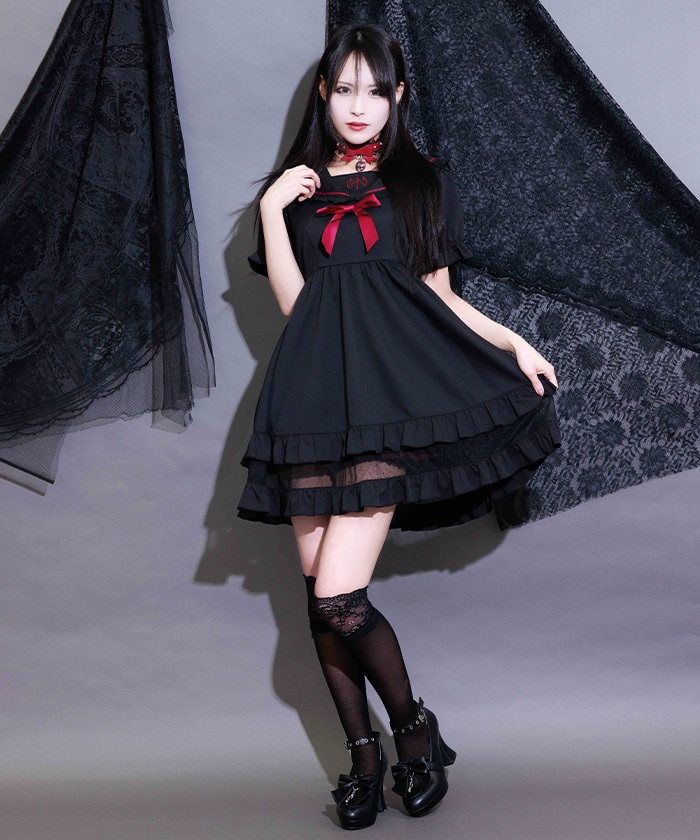 クロス刺繍セーラーミニワンピース | NIBBLE POISON | axes femme