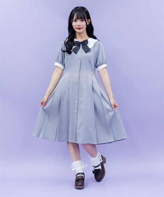 ロゴ刺繍プリーツワンピース【WEB先行販売】 | POETIQUE | axes