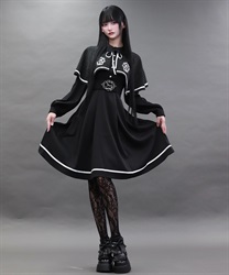 フレーム刺繍ケープワンピース(黒-M)