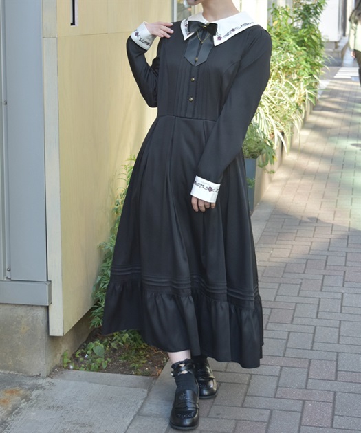 リボンセット刺繍ロングワンピース | axes femme online shop