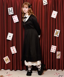 クロックリボンバイカラーワンピース【WEB先行販売】(黒-F)
