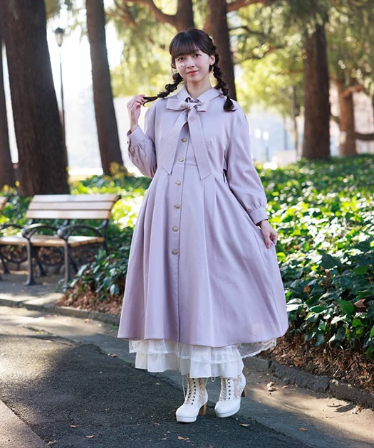 バックフリルトレンチコート | レディース服・レディース バックフリルトレンチコート | レディース服・レディース