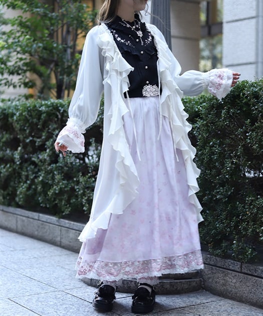 ボリュームフリルガウン