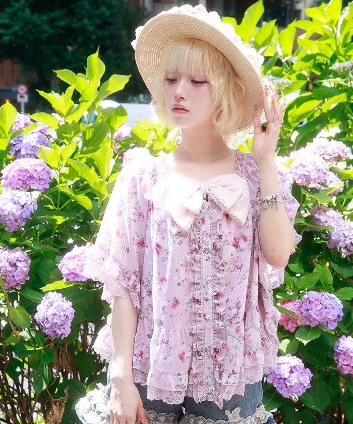 ピンク、ホワイトポンチョ 花柄フリルポンチョ | 大人衣料 | axes femme 公式オンラインショップ