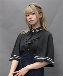 ジャボブローチ付ケープブラウス【ランク別お値下げ対象商品】(黒-M)