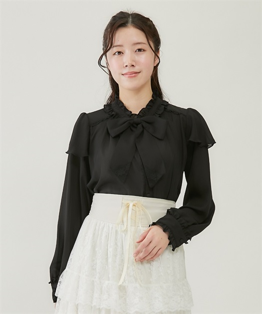 リボンブローチセットブラウス | レディース服・レディース リボンブローチセットブラウス | レディース服・レディース