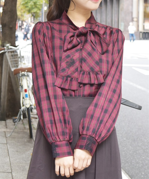 蝶×バラ刺繍ボウタイブラウス | outlet | axes femme online shop