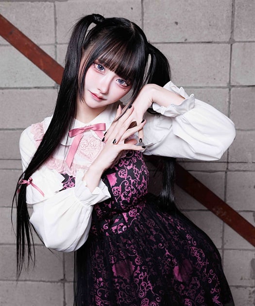 ハートモチーフレースブラウス