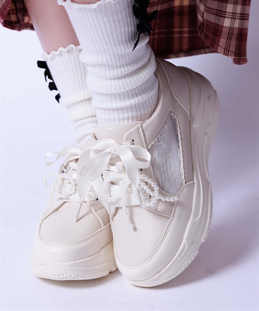 チャーム付レーススニーカー【予約】 | axes femme online shop
