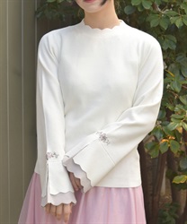 ローズ刺繍フレア袖配色ニット【期間限定価格】(白-F)