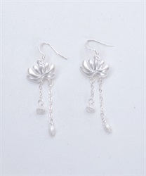 蓮モチーフピアス(月白-F)