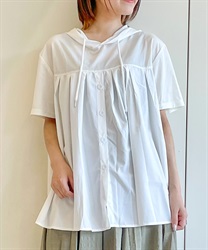 飾りボタンタックパーカー