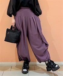 タック変形ビッグパンツ