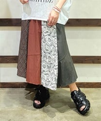 プリントパッチワークスカート