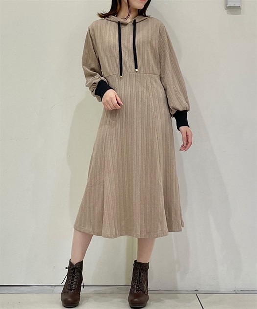 ケーブルジャガードフードワンピース | レディース服 ケーブルジャガードフードワンピース | レディース服