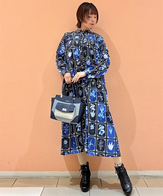 総柄ティアードワンピース