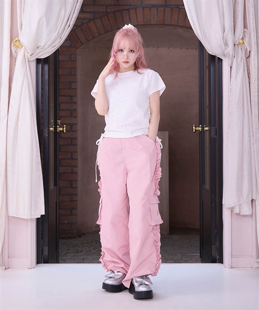 フリルナイロンカーゴパンツ | 衣料 | axes femme online shop フリルナイロンカーゴパンツ | 衣料 | axes femme online shop