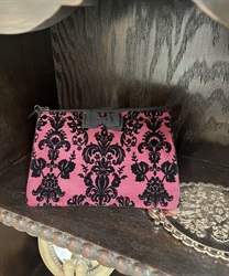 アラベスクプリントフラットポーチ(ワイン-F)