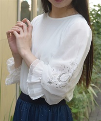 メテオール刺繍袖プルオーバー【WEB先行販売】(白-F)