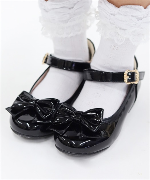 エナメルリボンパンプス