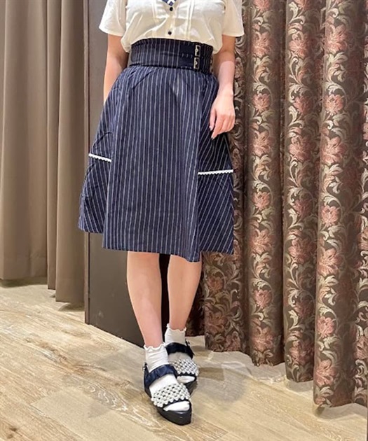高品質 ベルトデザインストライプスカート【期間限定価格】 | outlet スカート