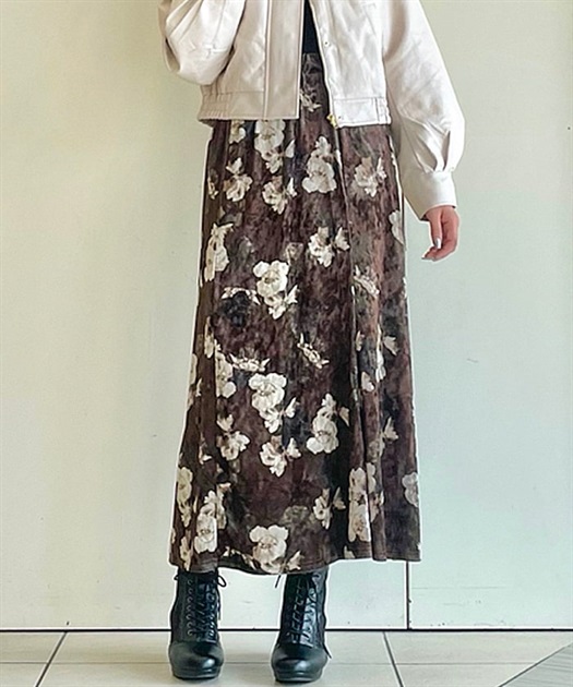ベロア花柄スカート