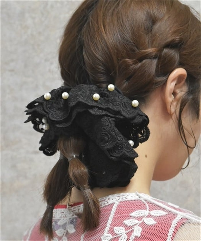 パール付きレースシュシュ | axes femme -outlet- | axes femme 公式