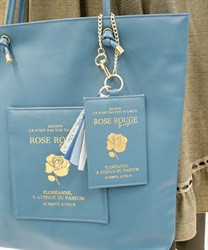 レースチャーム付きパスケース(ブルー-F)