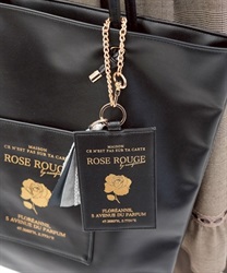 レースチャーム付きパスケース(黒-F)