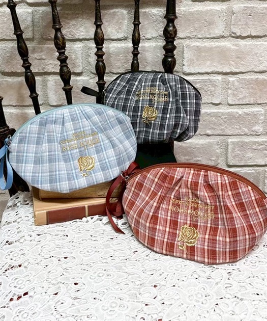 ラウンドチェック柄ポーチ