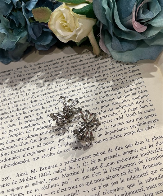 ヴィンテージリボンイヤリング