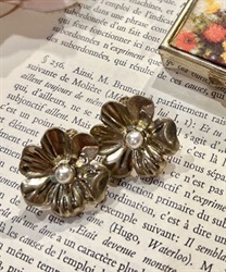 ヴィンテージフラワーイヤリング(グロス-F)