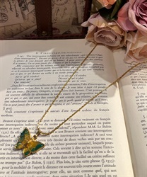 ストーン使いバタフライネックレス(ゴールド-F)