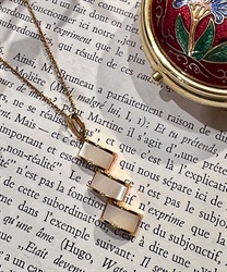 トリロジーストーンネックレス(グロス-F)