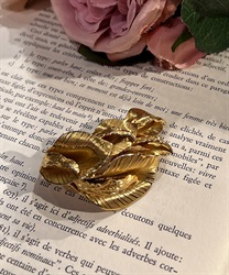 リーフモチーフブローチ(グロス-F)